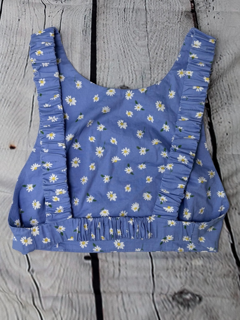 Zara Blue Floral Daisy Crop Tank - Picture 4 of 6